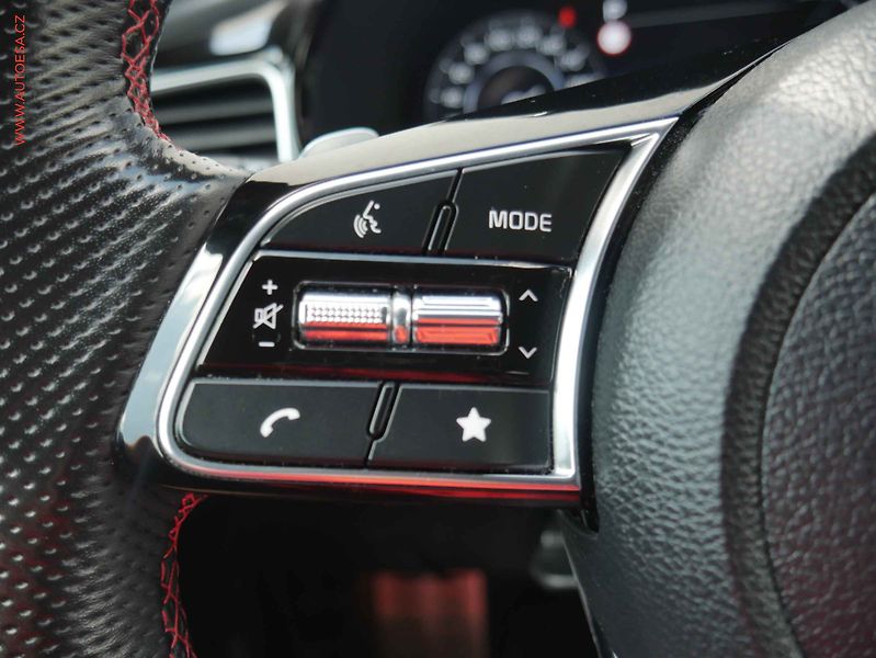 Kia ProCeed (2022) 1.6TGDi, 2.maj,ČR, GT - fotka 13 z 15