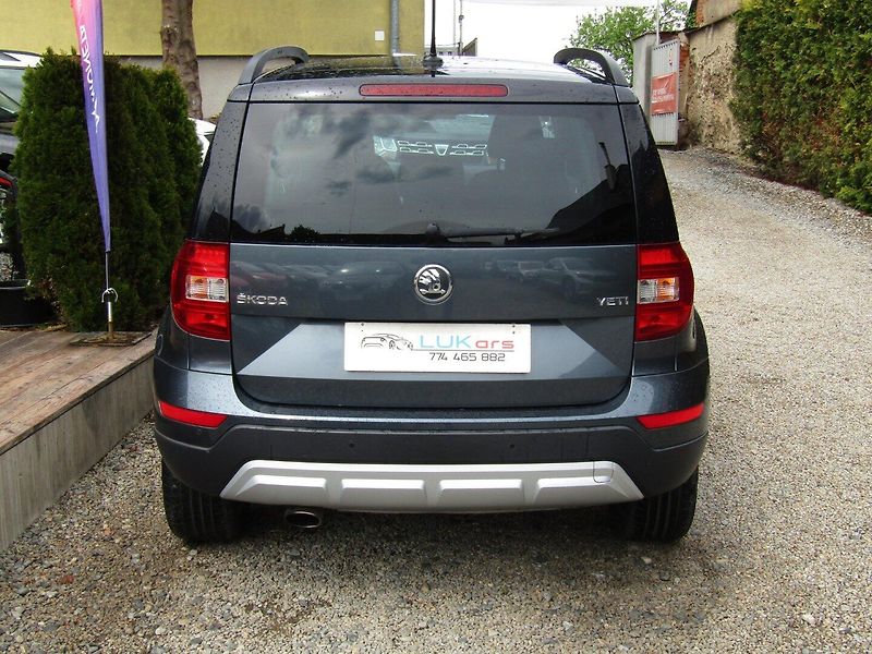 Škoda Yeti (2014) 1.2 TSI NAVI CAR-PASS - fotka 12 z 37
