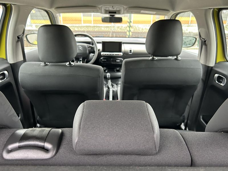 Citroën C4 Cactus 1.2 Pure Tech FEEL - fotka 29 z 34