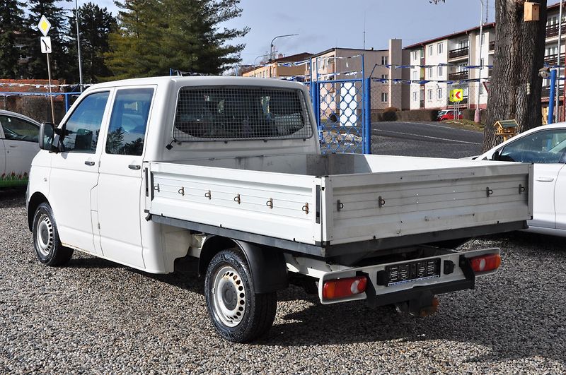 Volkswagen Transporter 2.5TDi 96kW 4x4 VALNÍK - fotka 4 z 13