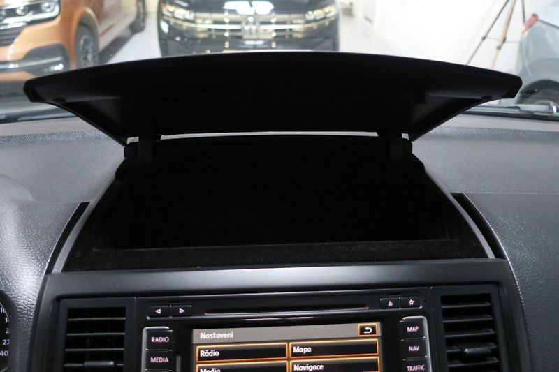 Volkswagen Multivan (2014) T5.1 Long Comfort 4Motion DSG - fotka 20 z 46
