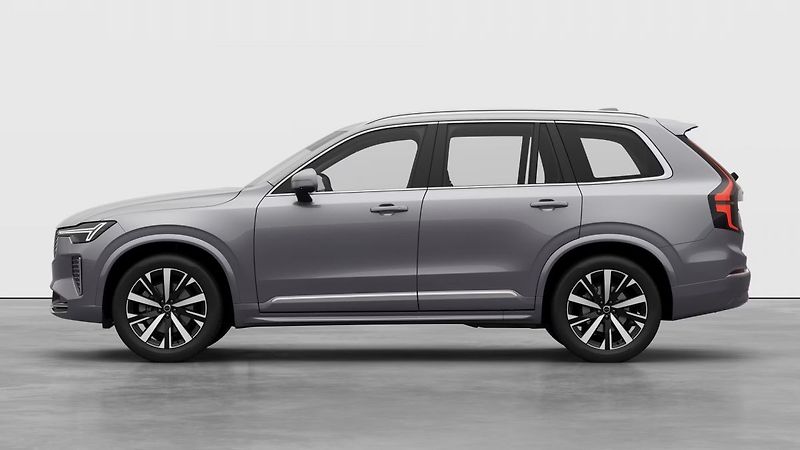 Volvo XC90 (2026) B5 2.0L 250+14k AT8 AWD PLUS D - fotka 2 z 6