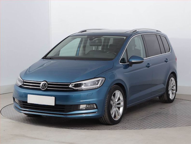 Volkswagen Touran (2016) Highline 1.4 TSI, Automat - fotka 2 z 27