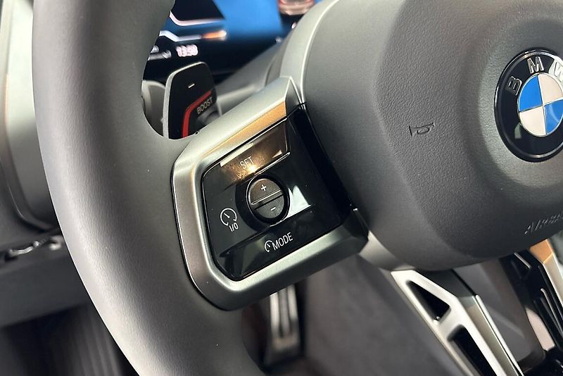 BMW X3 xDrive40d - fotka 18 z 26
