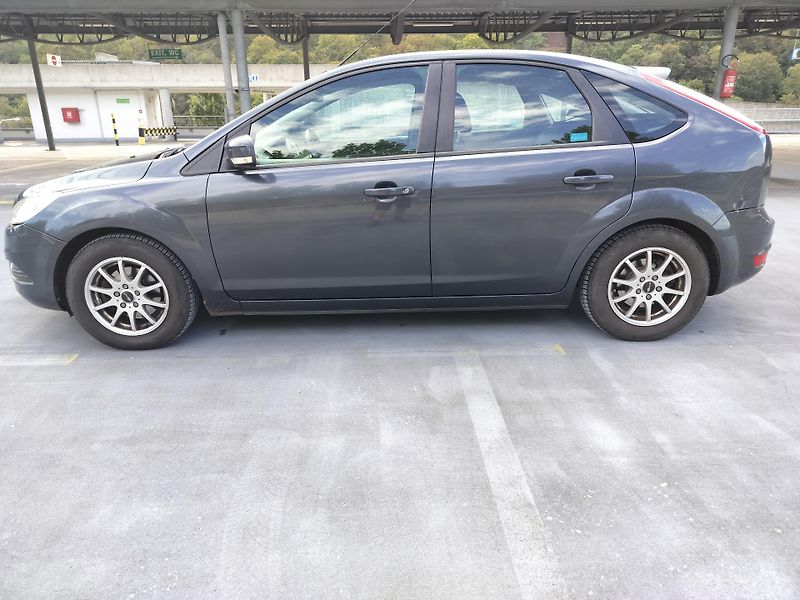 Ford Focus 1.6 TDCi - fotka 4 z 26