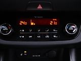 Kia Sportage (2011) SLS, F5D31, model 2012 - náhled 20