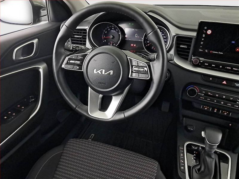 Kia Ceed (2026) 1.5 T-GDI - fotka 7 z 19
