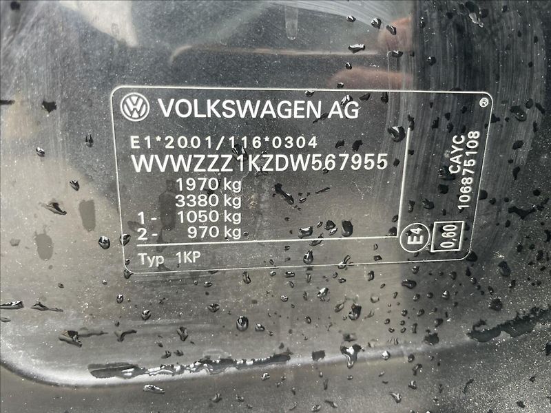 Volkswagen Golf Plus 1,6 TDi 77kw LIFE Klima Tempom - fotka 24 z 34