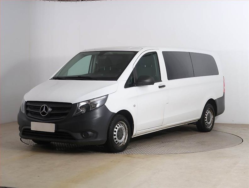 Mercedes-Benz Vito (2017) 111 CDI, Bus, 9Míst - fotka 2 z 15