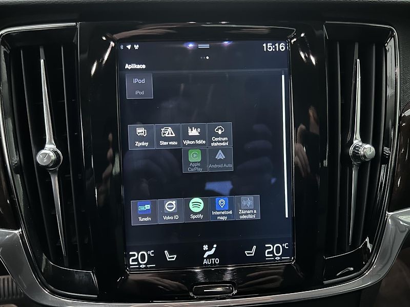 Volvo S90 2.0 T6 4x4 Inscription - fotka 27 z 30