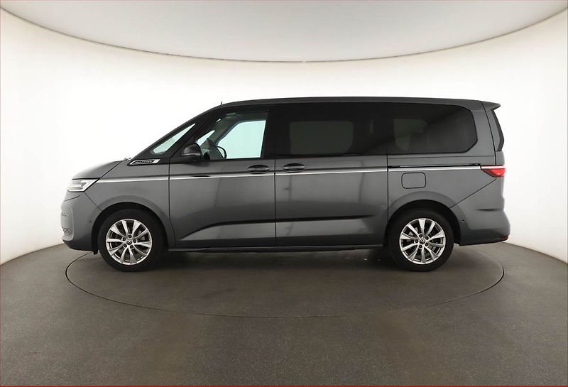 Volkswagen Multivan (2023) 2.0 TDI - fotka 3 z 23