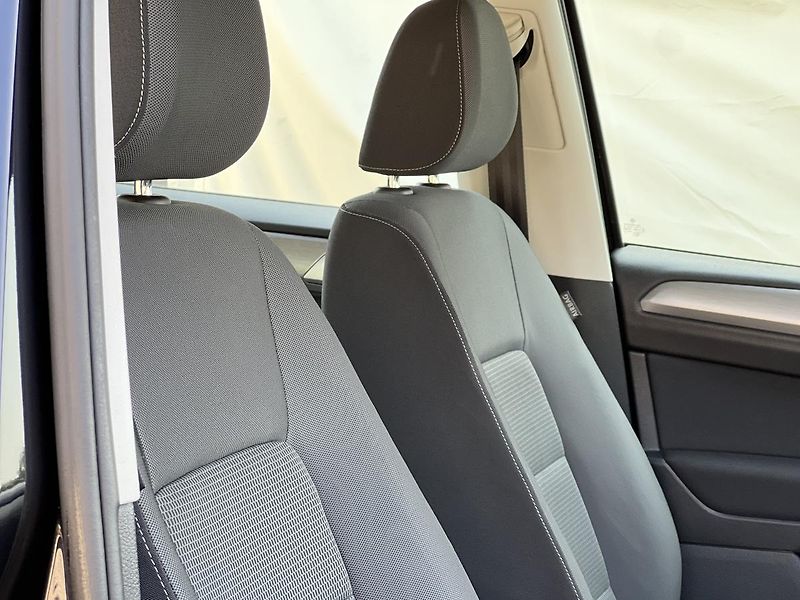 Volkswagen Golf Sportsvan 1.4TSi 92kw DSG KLIMA - fotka 36 z 48