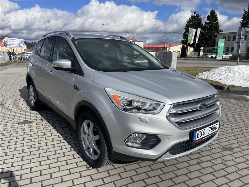 Ford Kuga 1,5 EcoBoost 110kw Tažné CZaut - fotka 6 z 30