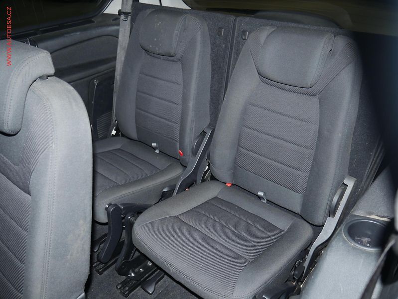 Ford Galaxy (2011) 2.2 TDCi, ČR, Ghia, panor - fotka 11 z 20
