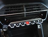 Peugeot 2008 (2020) 1.2 PureTech, ČR,1.maj - náhled 15