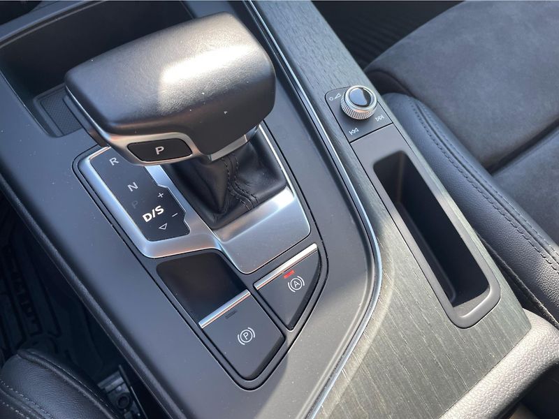 Audi A4 Allroad 40 TDi S-tronic - fotka 22 z 26