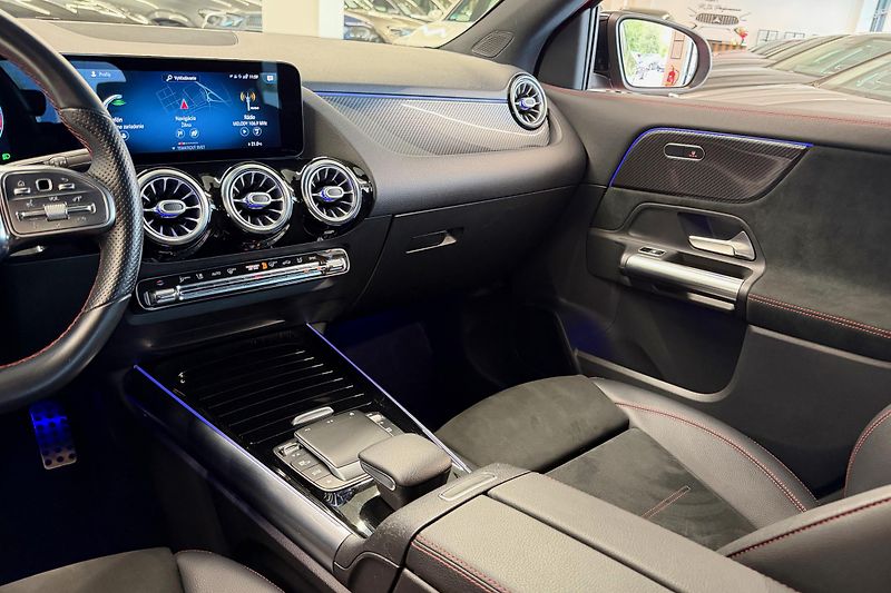 Mercedes-Benz GLA (2021) GLA 220d 4Matic AMG Line - fotka 36 z 121