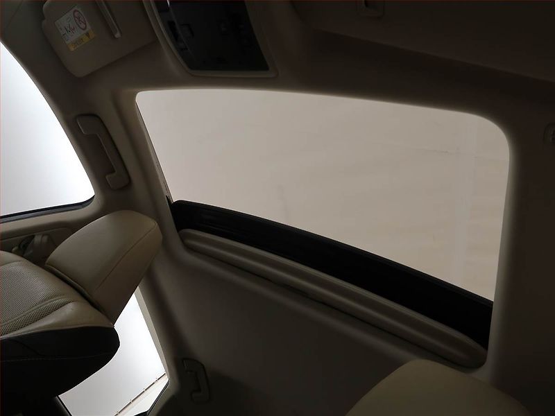 Lexus RX 400h (2017) 450 h - fotka 27 z 27