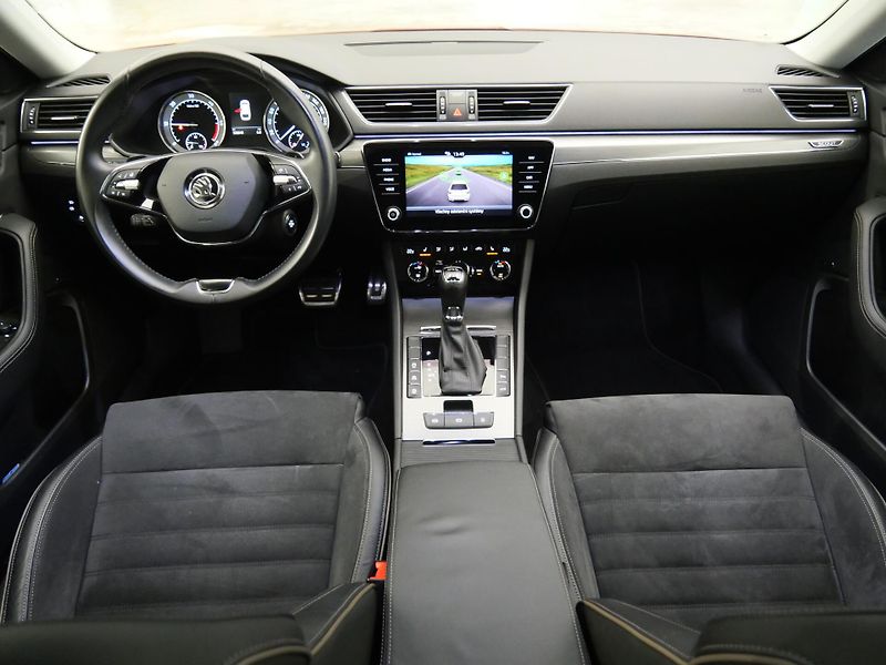 Škoda Superb - fotka 5 z 25