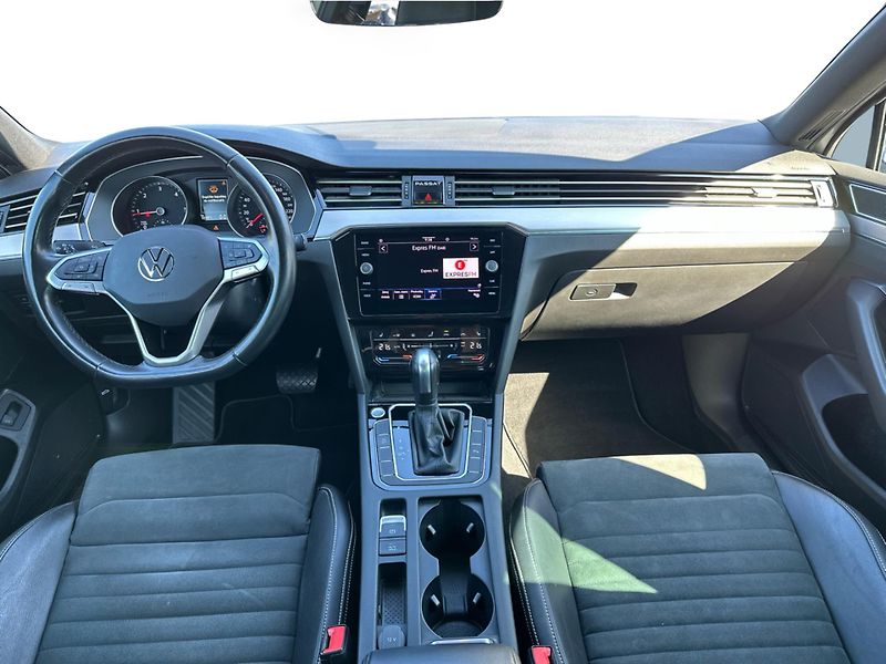 Volkswagen Passat Elegance 2.0 TDI 110 kW DSG Va - fotka 10 z 23