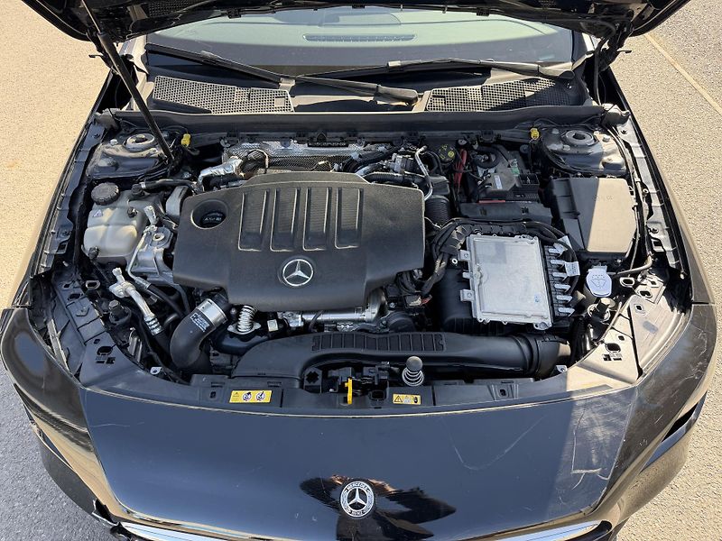 Mercedes-Benz CLA Kombi 180d 85kW  - fotka 7 z 17