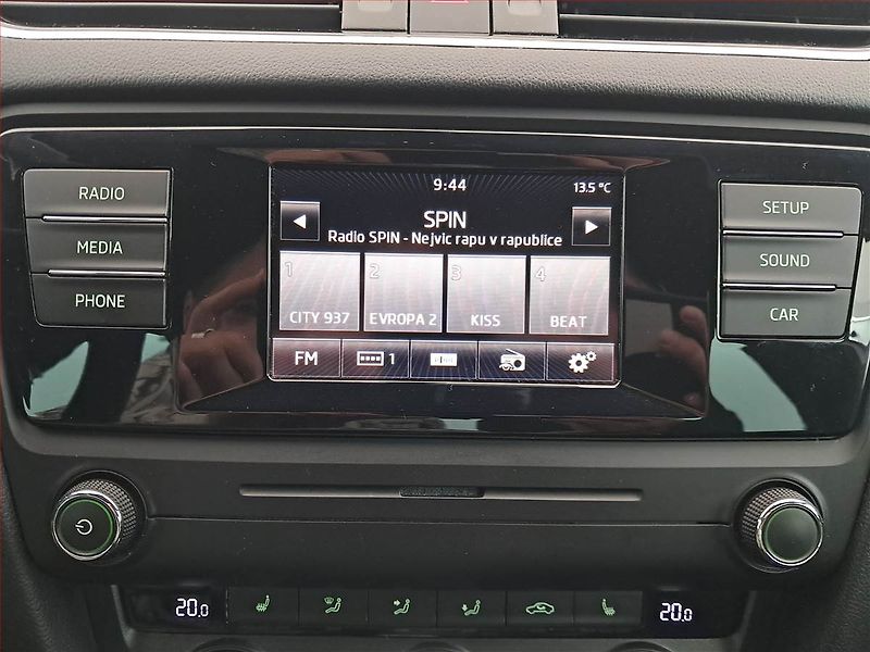 Škoda Octavia (2015) RS 2.0 TDI, Automat, Kůže - fotka 13 z 18