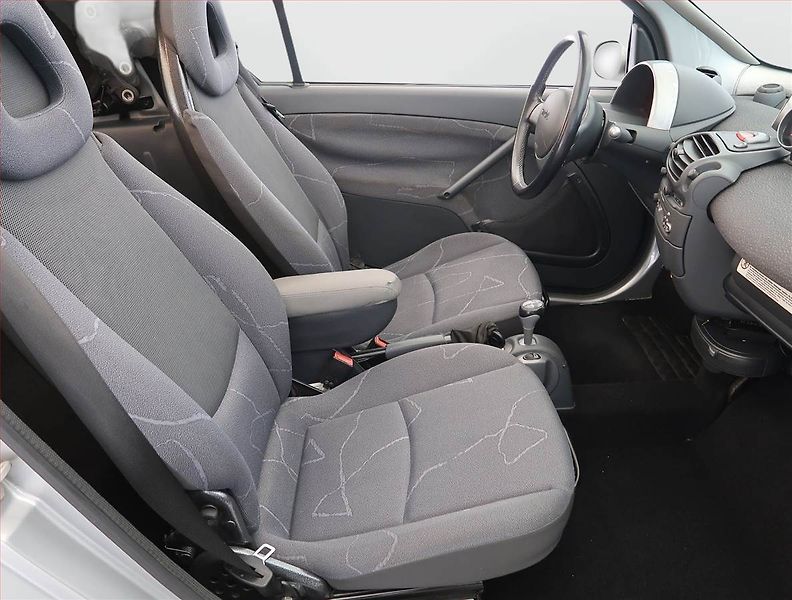 Smart Fortwo (2004) 0.7, Automat, nová STK - fotka 9 z 16