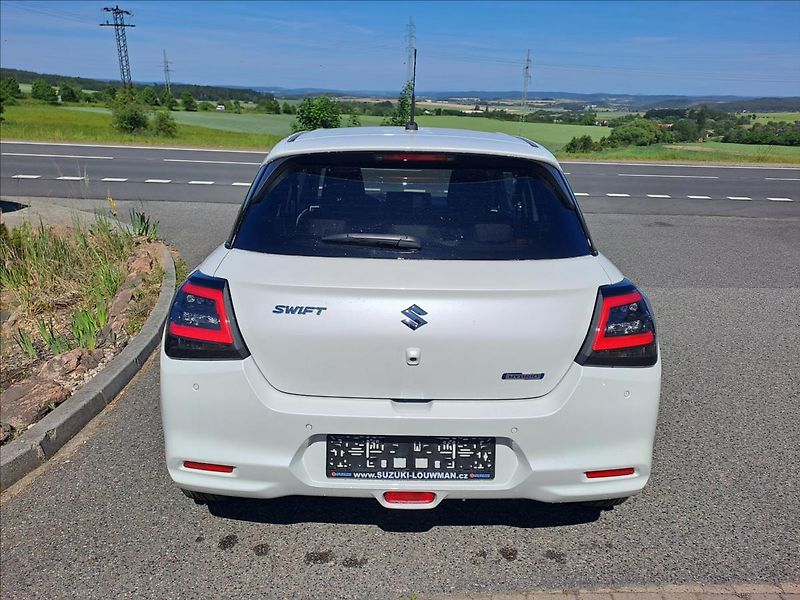 Suzuki Swift (2026) 1,2 PREMIUM HYBRID CVT - fotka 6 z 22