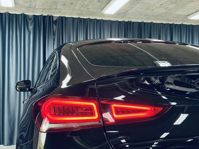 Mercedes-Benz GLE (2021) 400d*AMG*COUPE* - fotka 9 z 38