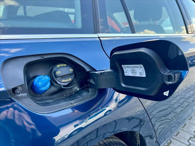 Volkswagen Passat 2,0 TDi DSG BUSINESS záruka - fotka 41 z 42