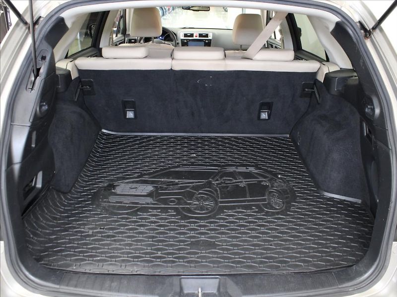 Subaru Outback 2,5 i 129kW 4WD Exclusice ČR - fotka 24 z 28
