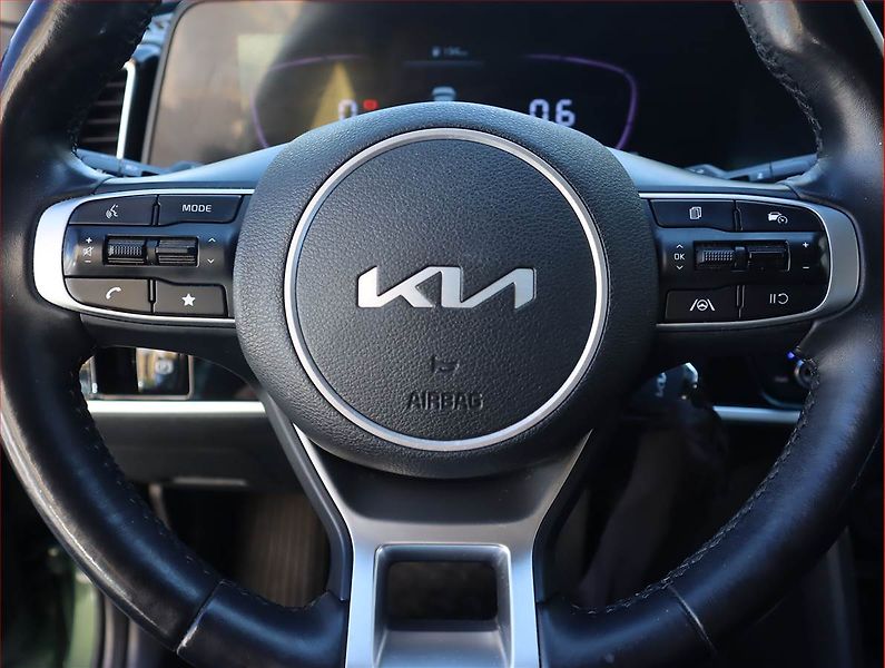 Kia Sportage (2022) 1.6 T-GDI MHEV - fotka 22 z 23