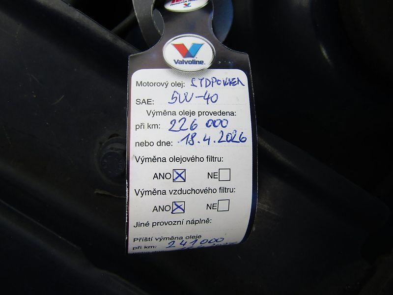 Dacia Duster (2014) 1.6 16V 77kW 4X4 - fotka 36 z 37