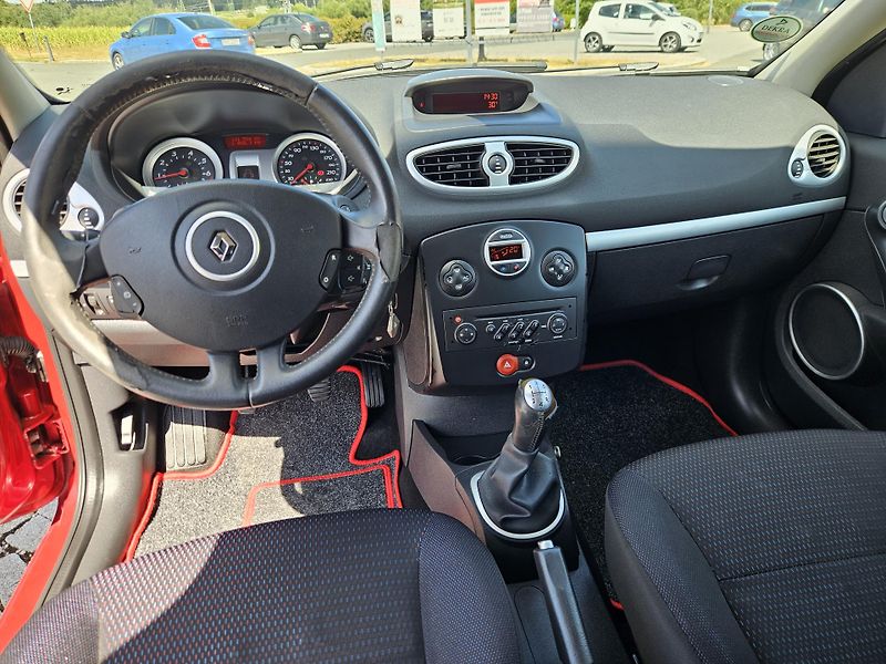 Renault Clio (2008) 1.2, 2x kola, SPLÁTKY  - fotka 13 z 26