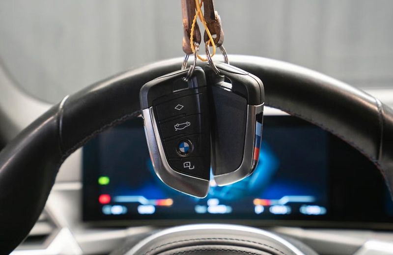 BMW i4 M50 xDrive GC SoH 95% 360k Taž - fotka 26 z 26