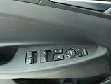 Hyundai Tucson (2016) 1.7 CRDi, Serv.kniha, Navi - náhled 15