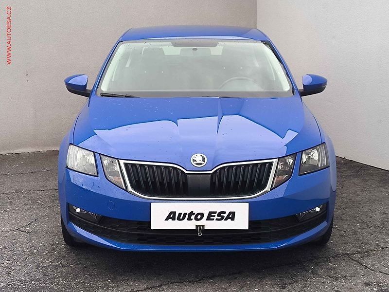 Škoda Octavia (2019) 1.5 TSi, ČR, Active, AC - fotka 2 z 16
