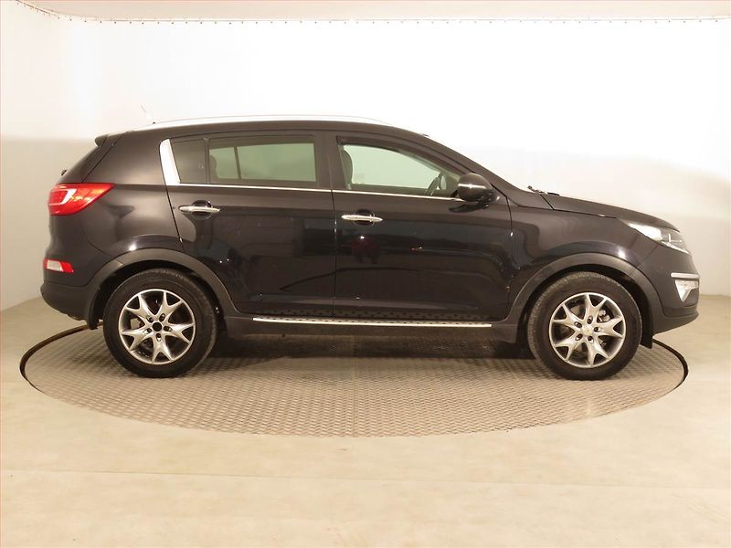 Kia Sportage (2013) 1.7 CRDi, Serv.kniha, Tempomat - fotka 6 z 16