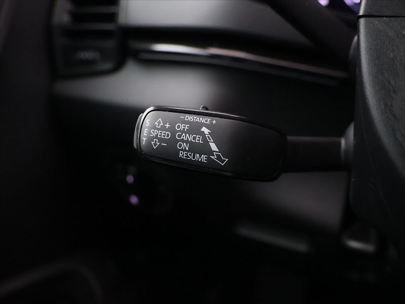 Škoda Karoq 1,5 TSI 110kW Sportline DSG CZ - fotka 15 z 27