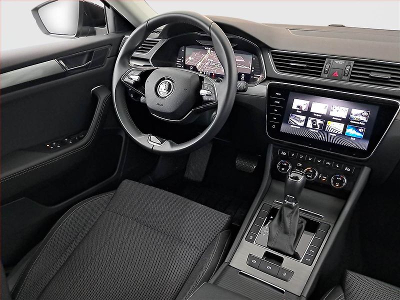 Škoda Superb (2023) 2.0 TDI - fotka 7 z 22