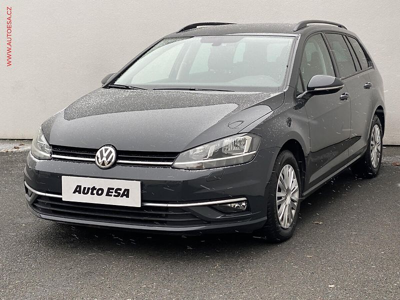 Volkswagen Golf (2019) 1.6 TDi, Comfortline, DSG - fotka 3 z 17