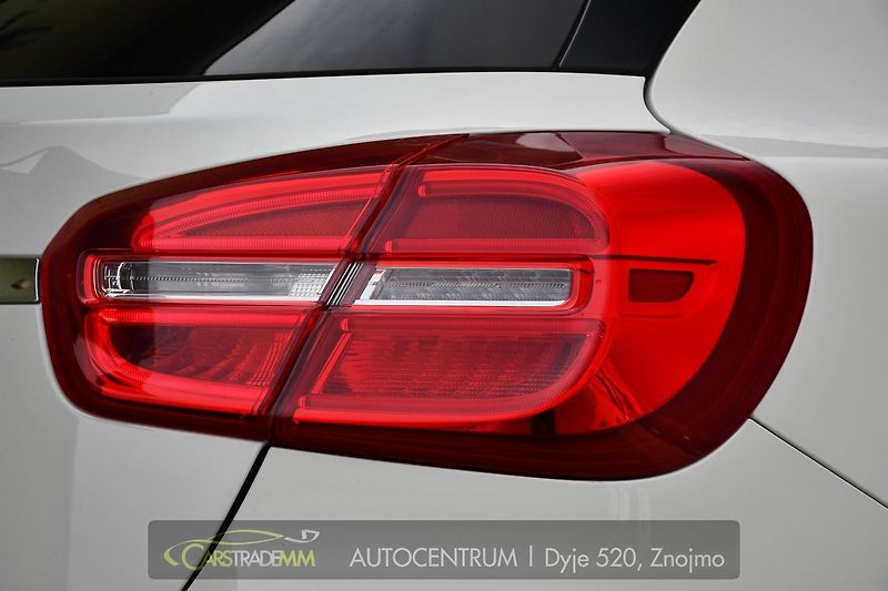 Mercedes-Benz GLA - fotka 47 z 47