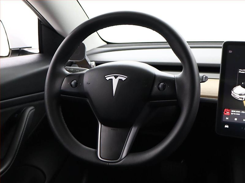 Tesla Model 3 (2020) Long Range 4WD 74kWh, SoH 90% - fotka 13 z 22