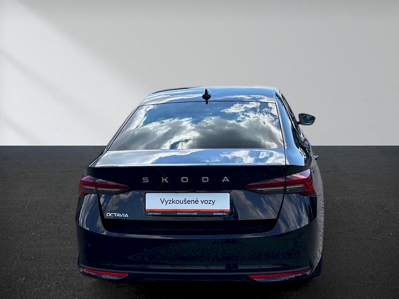 Škoda Octavia (2025) M-HEV  Top Selection 1.5 TSI D - fotka 26 z 29
