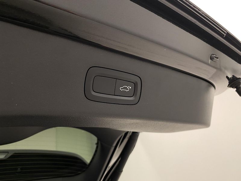 Lynk & Co 01 (2025) MORE PHEV AUT CZ 1.maj - fotka 25 z 95