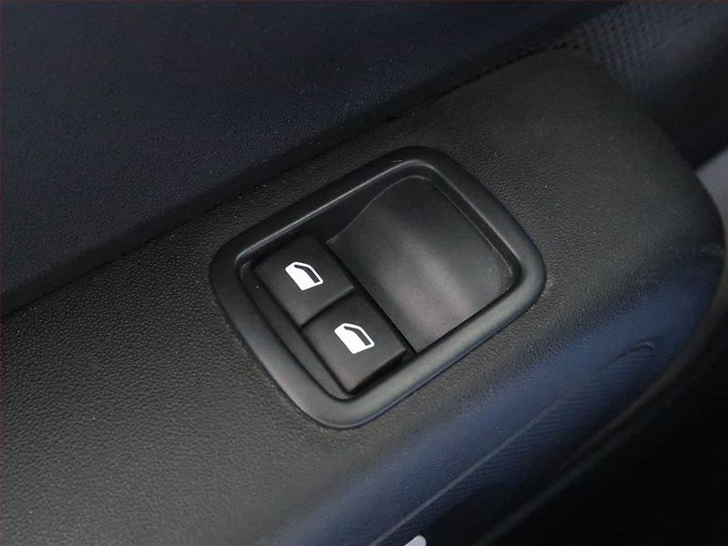 Citroën C3 (2021) 1.2 PureTech, ČR,1.maj - fotka 13 z 13