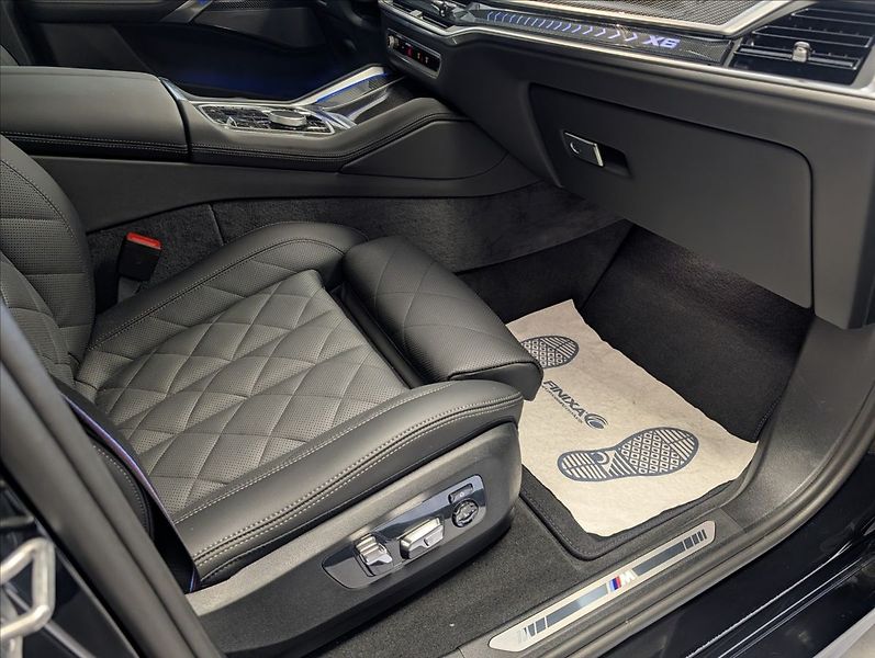 BMW X6 xDrive 30d M Sport - fotka 36 z 38