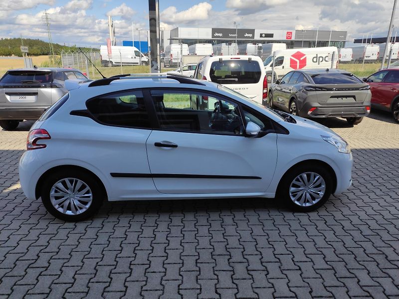 Peugeot 208 (2013) 1.2i 92k MAN5 nové CZ po STK - fotka 7 z 22