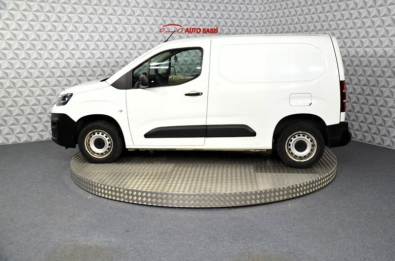 Citroën Berlingo (2022) BHDI 102 L1 Plus 4d - fotka 4 z 14