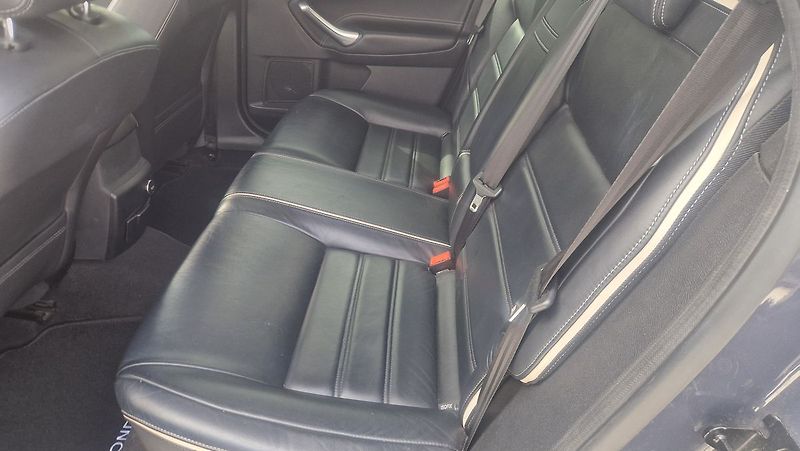 Ford Mondeo 2,0 Tdci - fotka 11 z 11